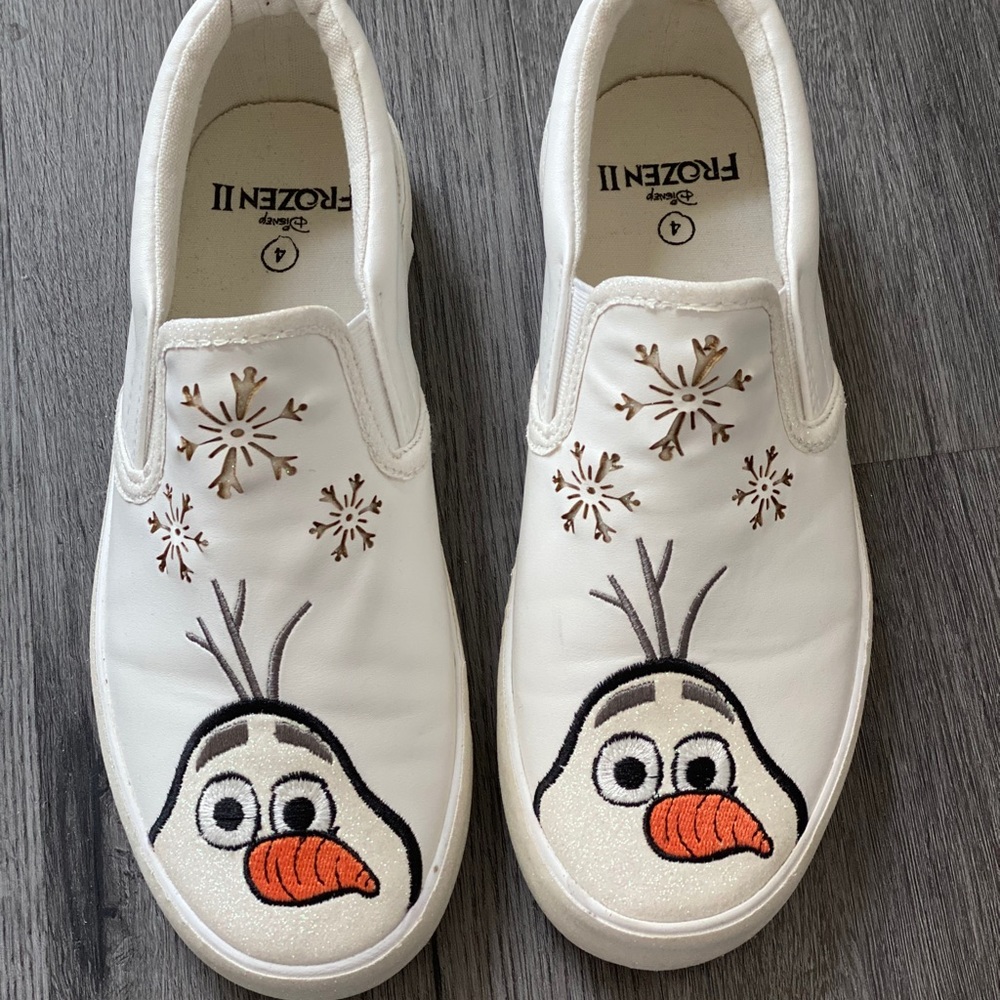 Disney Olaf slip on sneakers